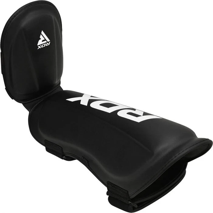 ochraniacze-piszczeli-rdx-t1-czarne (5).webp