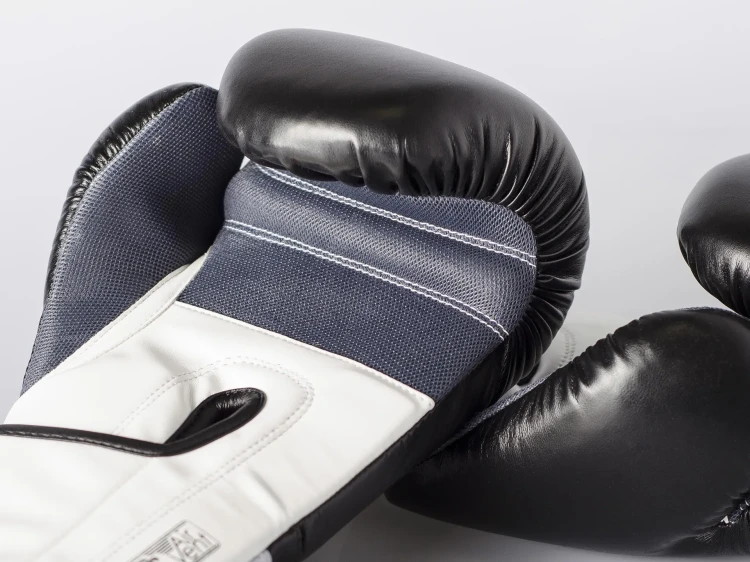 Rękawice-bokserskie-PAFFEN-Fit-czarno-białe (2).webp