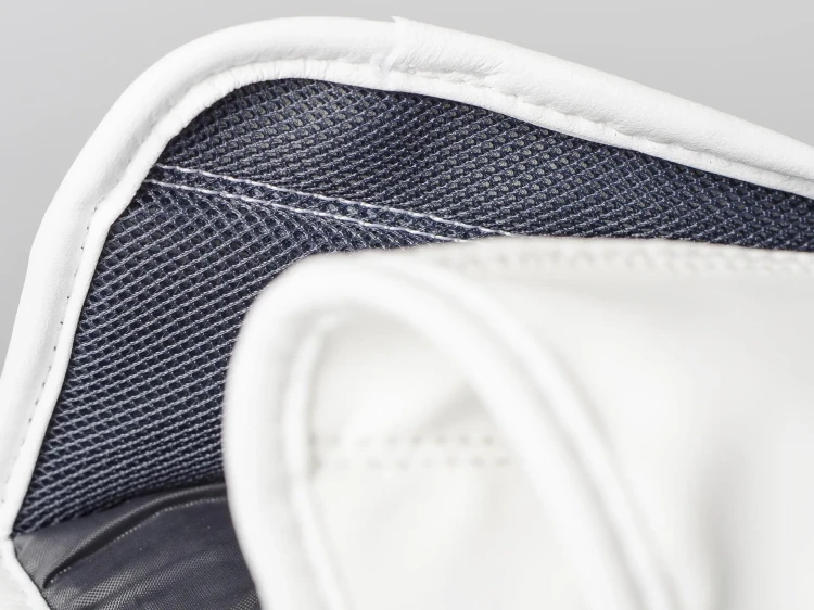 Rękawice-bokserskie-PAFFEN-Fit-białe (4).webp