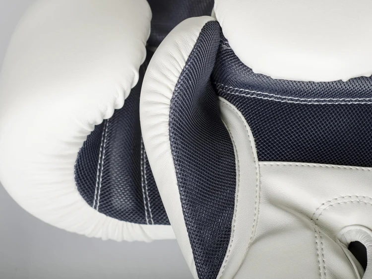 Rękawice-bokserskie-PAFFEN-Fit-białe (5).webp