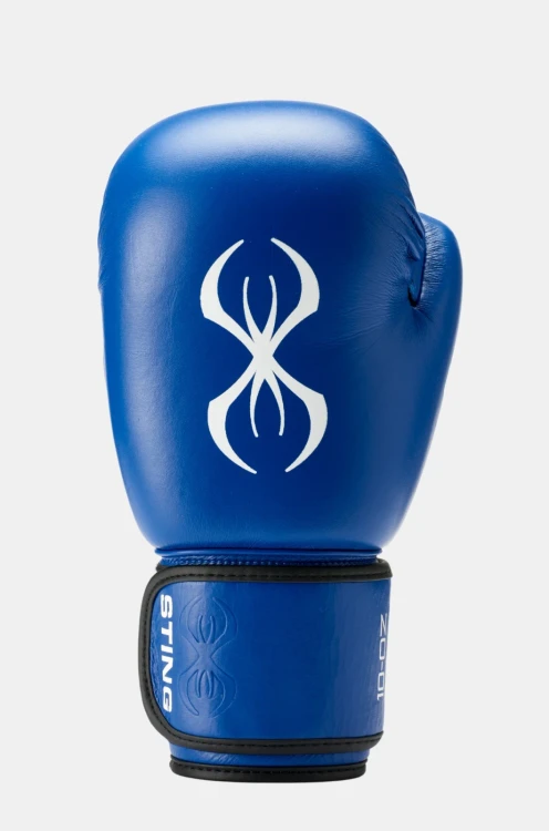 Rękawice-bokserskie-turniejowe-STING-World-Boxing-niebieskie (3).webp