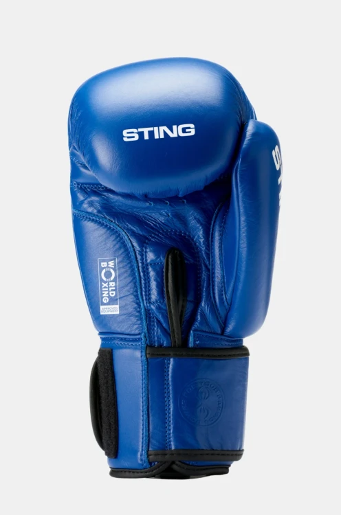 Rękawice-bokserskie-turniejowe-STING-World-Boxing-niebieskie (4).webp