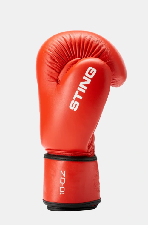 Rękawice-bokserskie-turniejowe-STING-World-Boxing-czerwone (3).webp