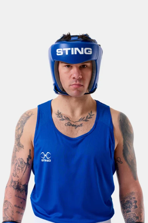 Kask-bokserski-turniejowy-STING-World-Boxing-niebieski (2).webp