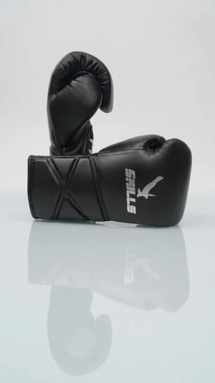 rekawice-bokserskie-wiazane-skills-spar1-czarne-2.jpg