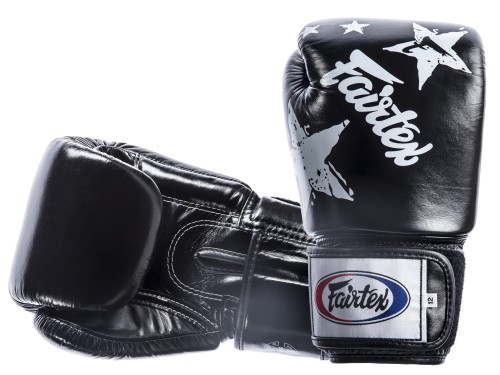 RĘKAWICE BOKSERSKIE FAIRTEX BGV1-N (blackwhite) Nation Print (1).jpg
