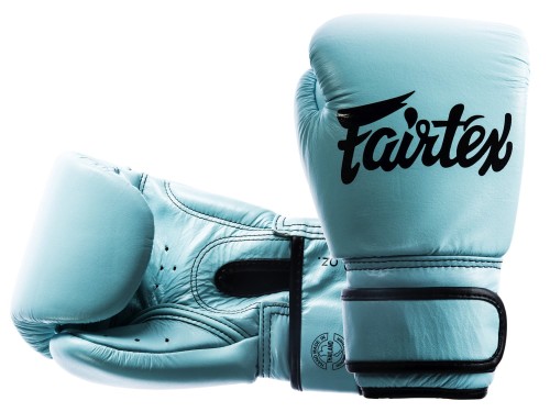 RĘKAWICE BOKSERSKIE FAIRTEX BGV20 (light blue) (1).jpg