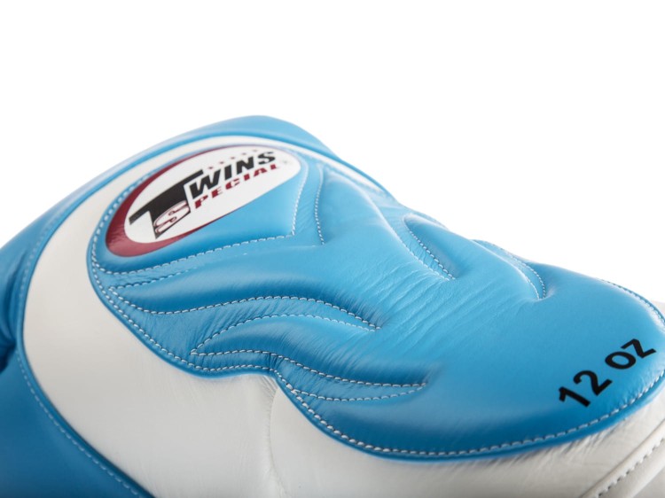 RĘKAWICE BOKSERSKIE TWINS SPECIAL BGVL-6 (light bluewhite palm) (8).jpg