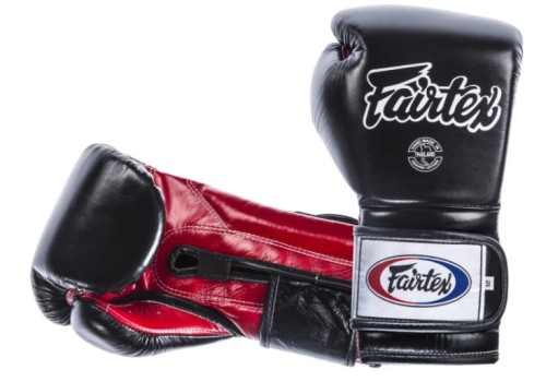 RĘKAWICE BOKSERSKIE FAIRTEX BGV9 (blackred palm) Mexican Style (1).jpg