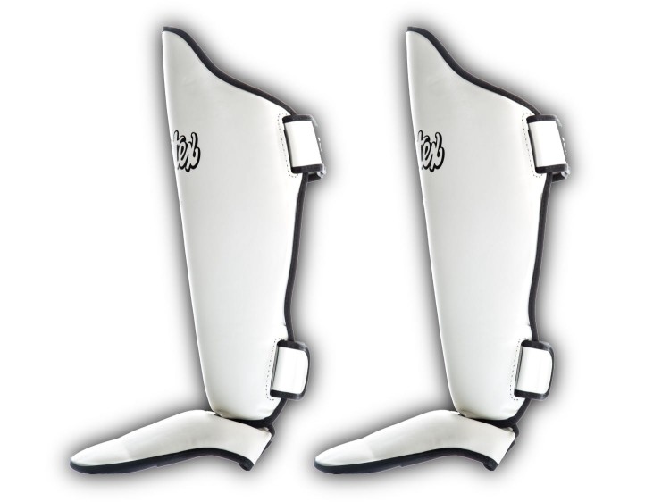 Ochraniacze piszela i stopy FAIRTEX SP5 (white) COMPETITION (3).jpg