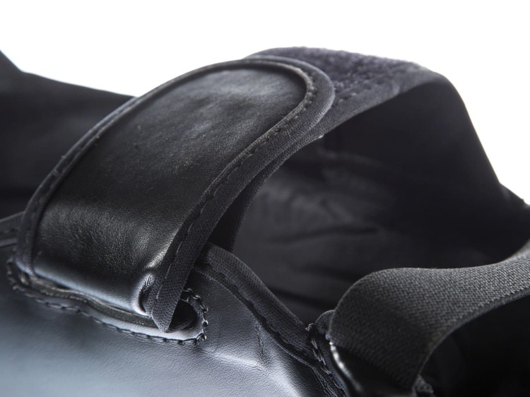 Ochraniacze piszela i stopy FAIRTEX SP5 (black) COMPETITION (2).jpg