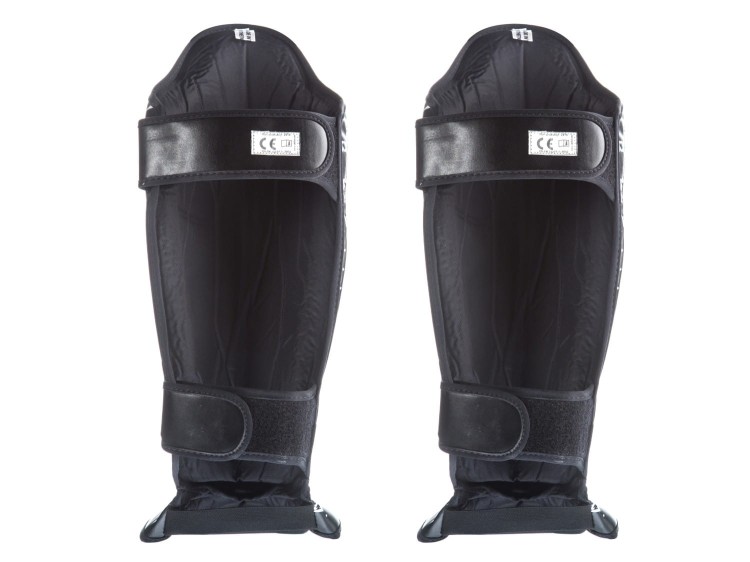 Ochraniacze piszela i stopy FAIRTEX SP5 (black) COMPETITION (5).jpg
