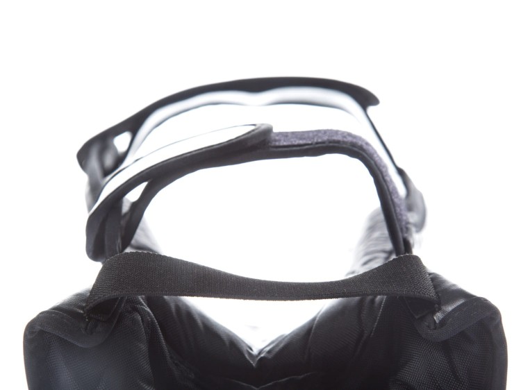 Ochraniacze piszela i stopy FAIRTEX SP5 (black) COMPETITION (6).jpg