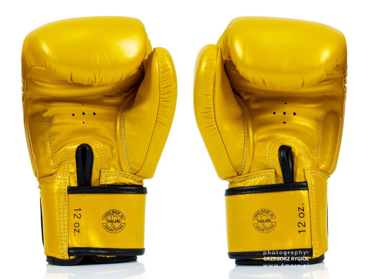 Rękawice bokserskie FAIRTEX BGV19 (gold) (4).jpg
