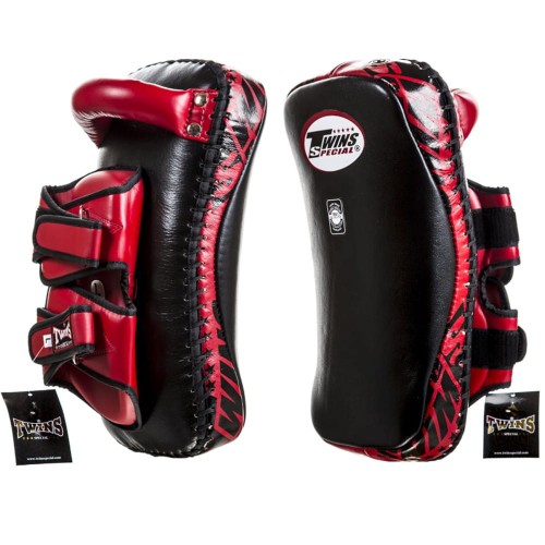 Tarcze tajskie PAO TWINS SPECIAL ​KPL-12 blackred_side ​DELUXE - 2 szt (1).jpg