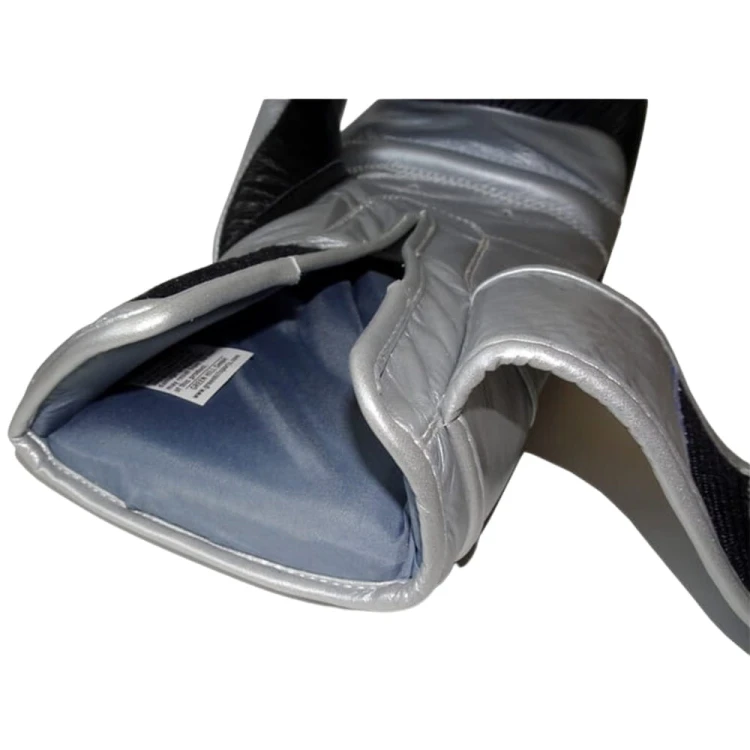 Rękawice bokserskie GREEN HILL LEGEND Silver Edition (blacksilver) (3).jpg