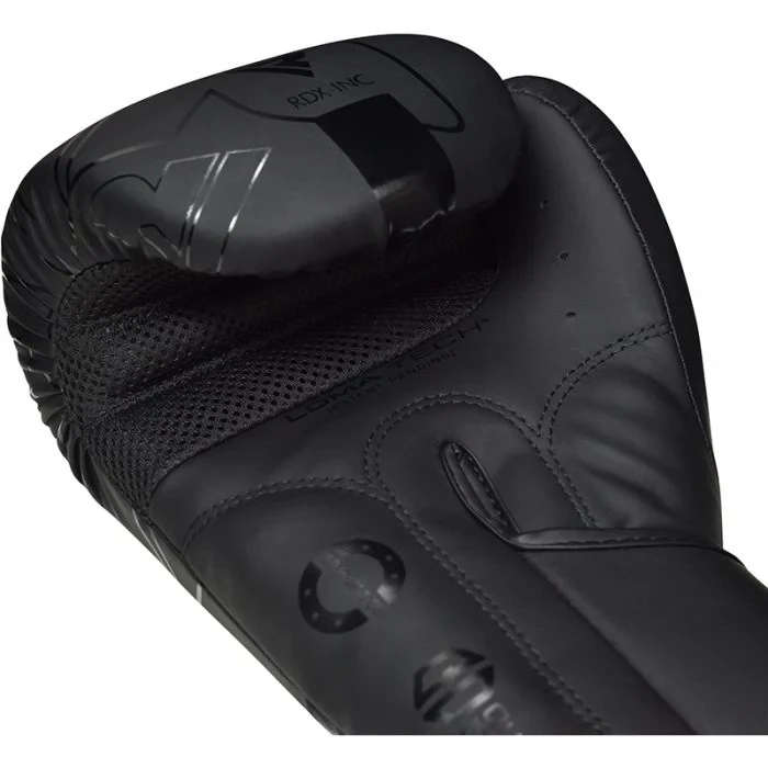 Rękawice-bokserskie-RDX-F6-KARA-black (6).webp