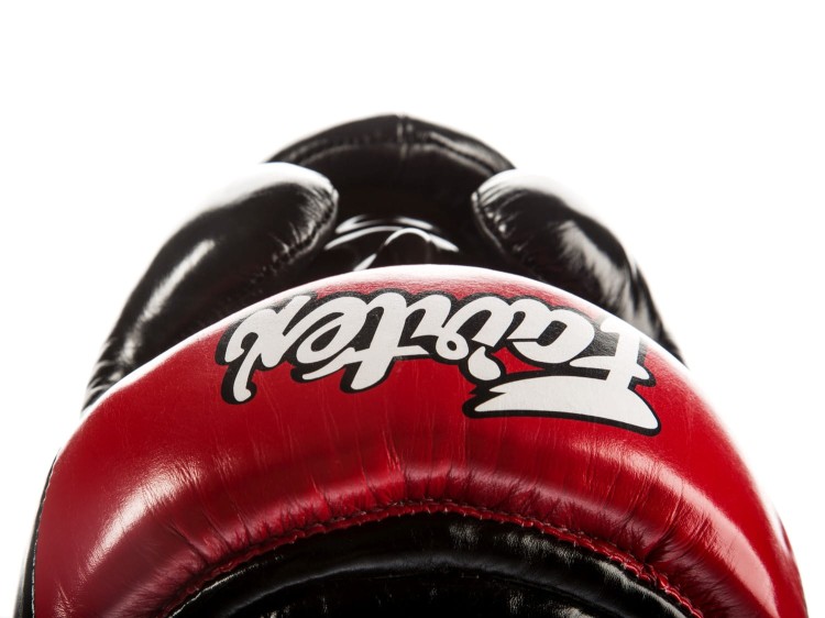 KASK BOKSERSKI SPARINGOWY FAIRTEX HG13 (red) Diagonal Vision Sparring (6).jpg